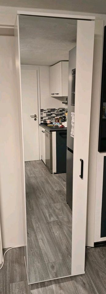 Verkaufe schönen Spiegelschrank. in Nittenau