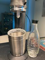SodaStream Wasserspruder mit 1 Glasflasche und CO2-Zylinder Sachsen - Zwickau Vorschau