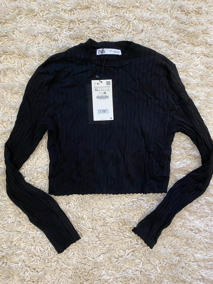 Blusen Shirts Pullover XL 42 Zara Esprit L 40 Hose Bootcut in Saarbrücken