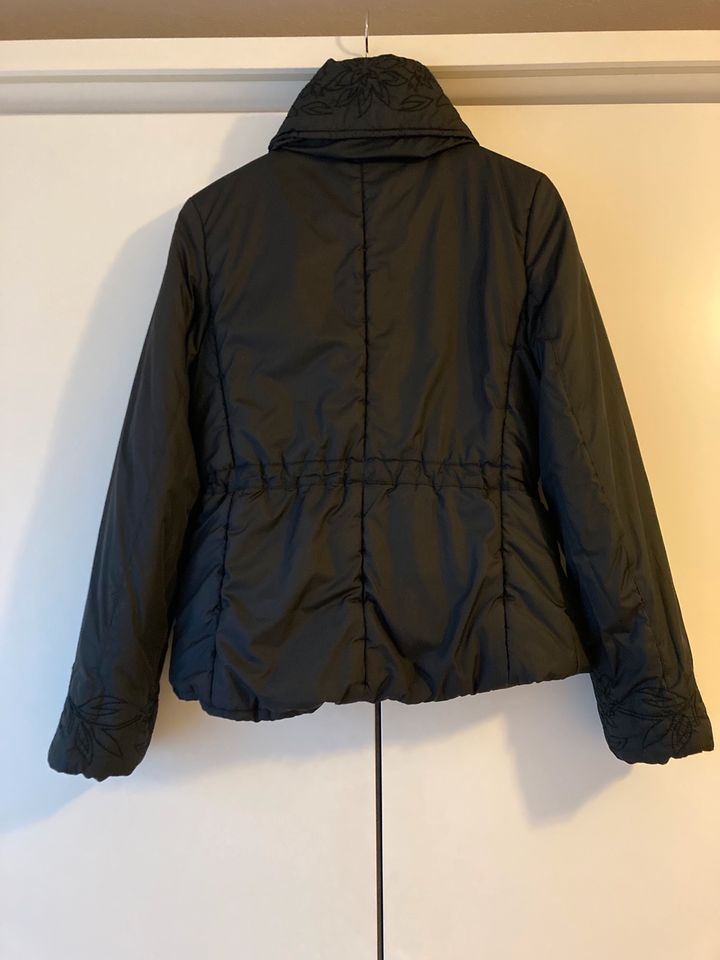 Damen Winterjacke „esprit“ Gr.M neuwertig in Nabburg