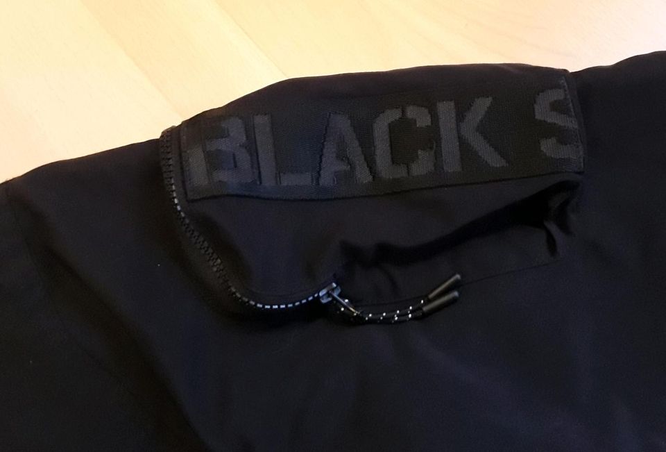 BLACK SQUAD Jacke in Kassel