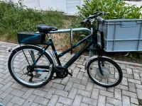 Handgemachtes Fahrrad mit Batterieantrieb und Korb vorne Berlin - Friedrichsfelde Vorschau
