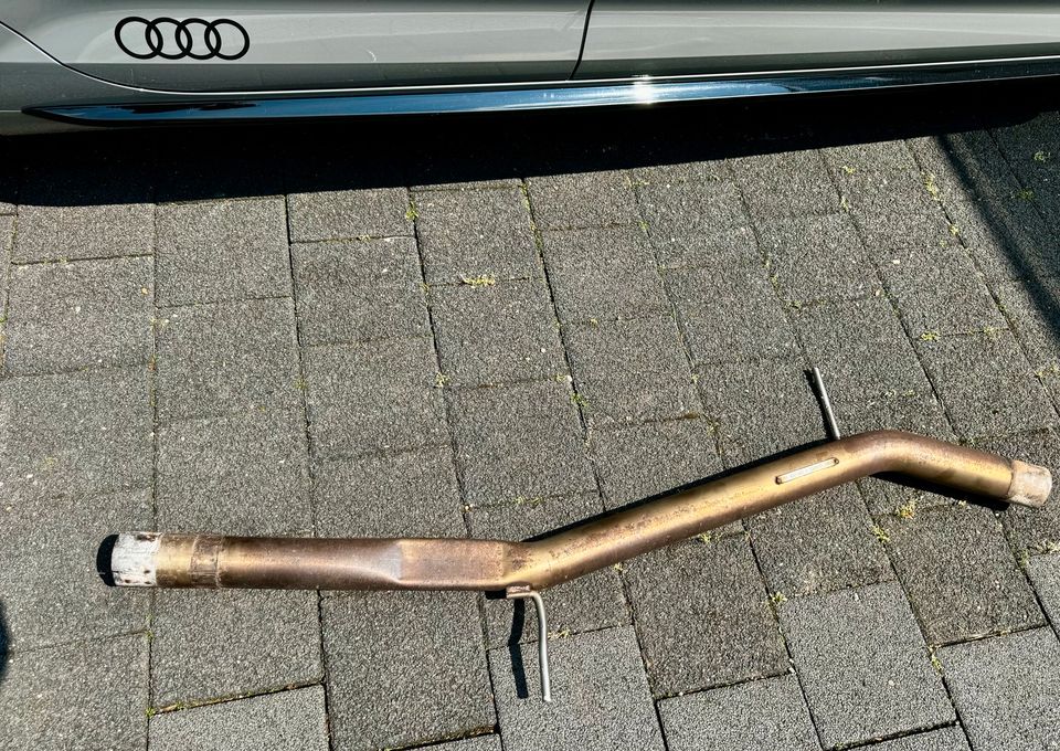 FOX Edelstahl Mittelschalldämpfer-Ersatzrohr Audi A4 B9 8W 2.0 in Velbert