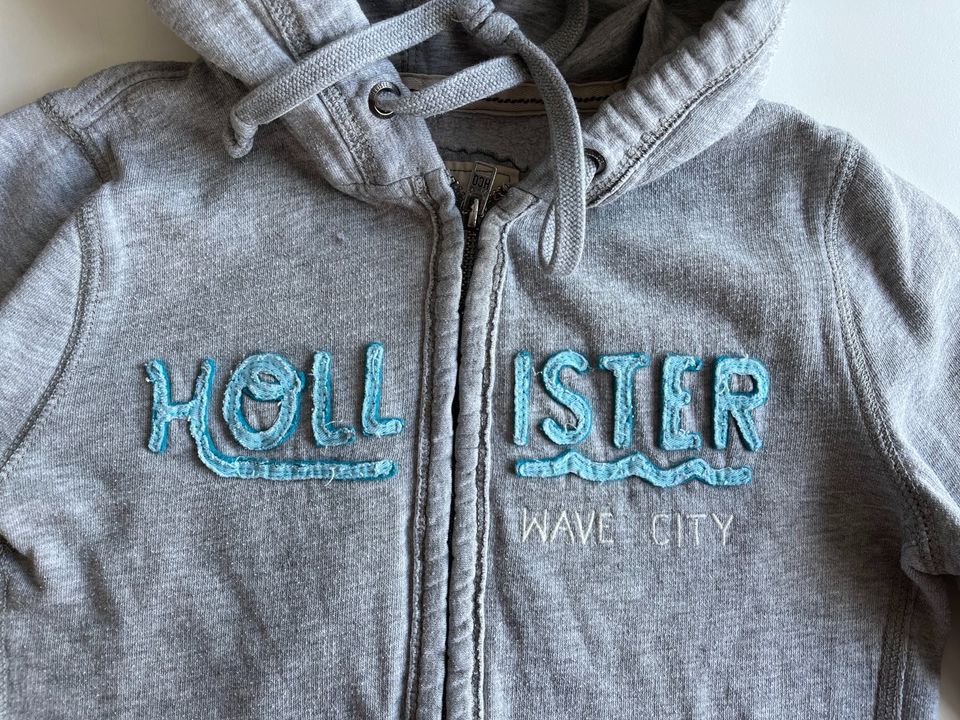 HOLLISTER Sweat Jacke Hoodie Kapuze Gr.M Grau Blau in Aidlingen