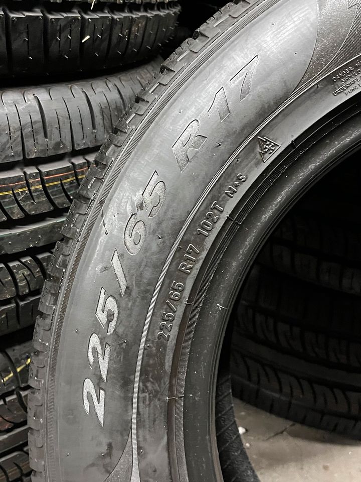 4x 225/65 R17 Pirelli Scorpion Winterreifen M+S in Pattensen