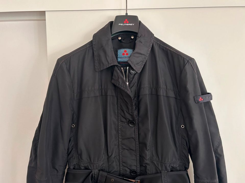 Peuterey Damenjacke Mantel 40 42 48 XL schwarz Übergang neuwertig in Köln