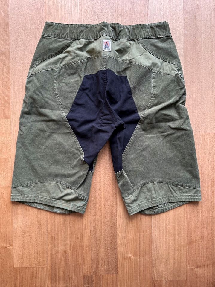 Bike Shorts von Maloja für Herren, Größe L, grün in Ditzingen