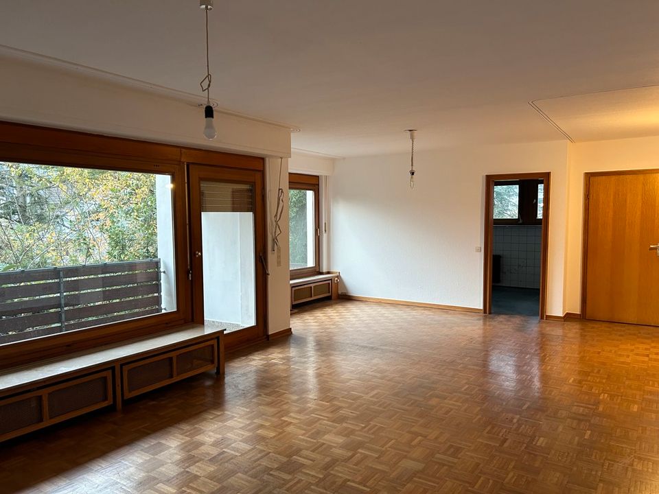 Leverkusen-Küppersteg:  Zweifamilienhaus mit Genehmigungsoptionen in einer ruhigen Stichstraße in Leverkusen