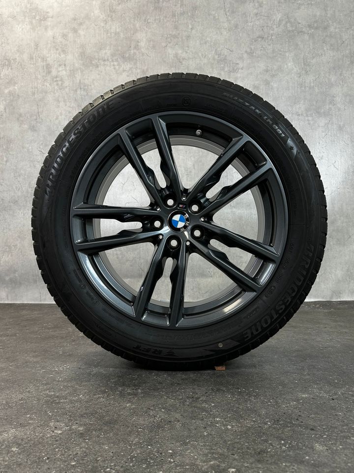 Original 19 Zoll BMW X3 G01 X4 G02 M 698 Winterreifen in Salzkotten