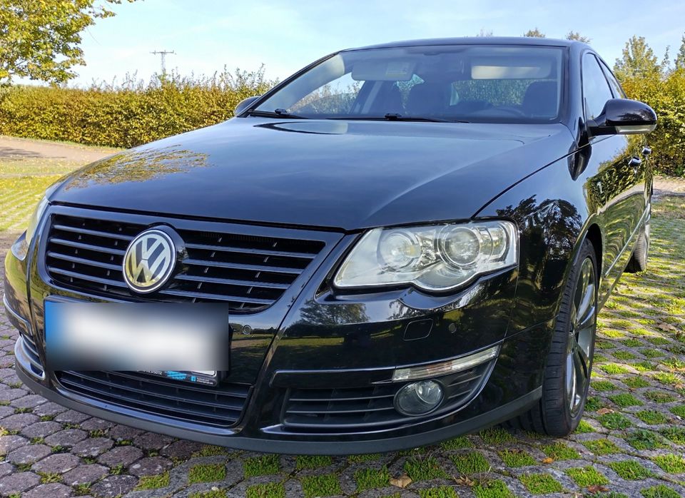 VW Passat 3c  3,2 V6  R-Line, / Individual in Sinntal