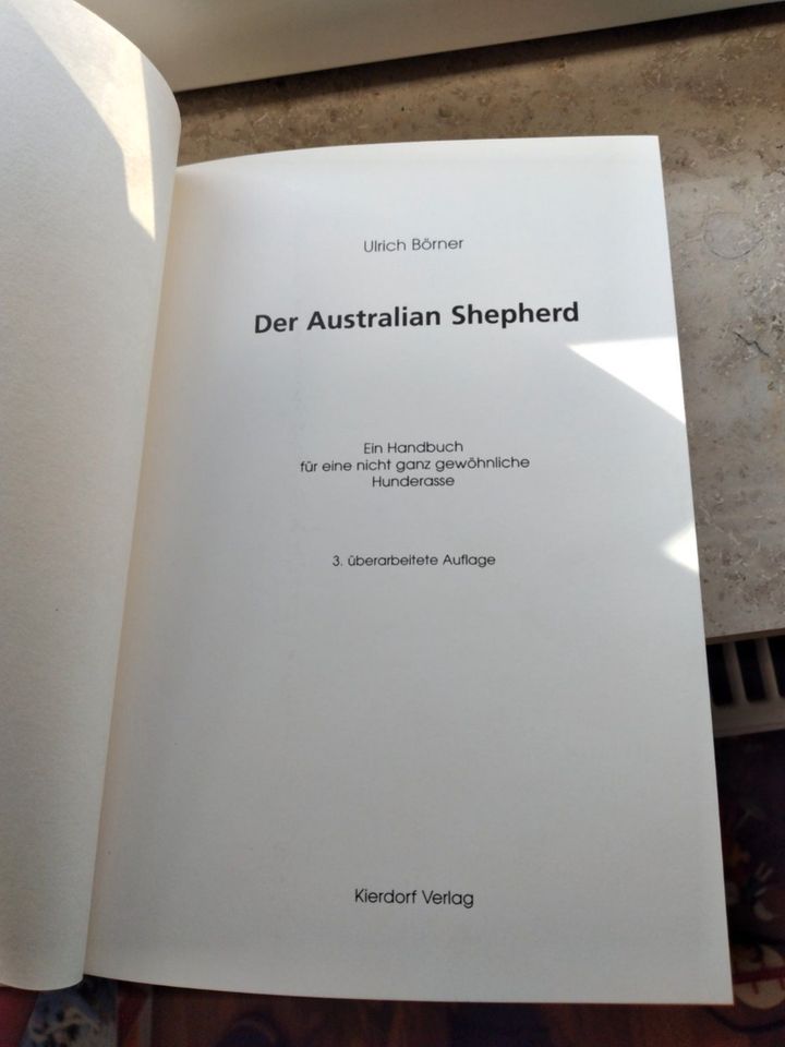 Der Australian Shepherd von Ulrich Börner Hardcover in Düsseldorf