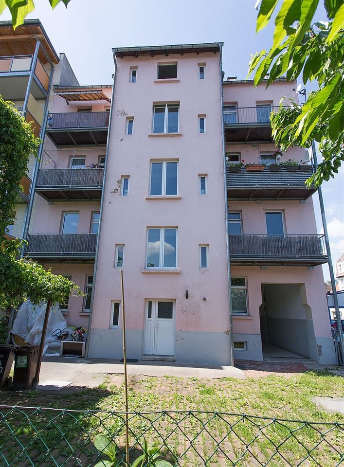 schöne 2-Zimmer Wohnung mit Balkon im Zentrum von Gera in Gera