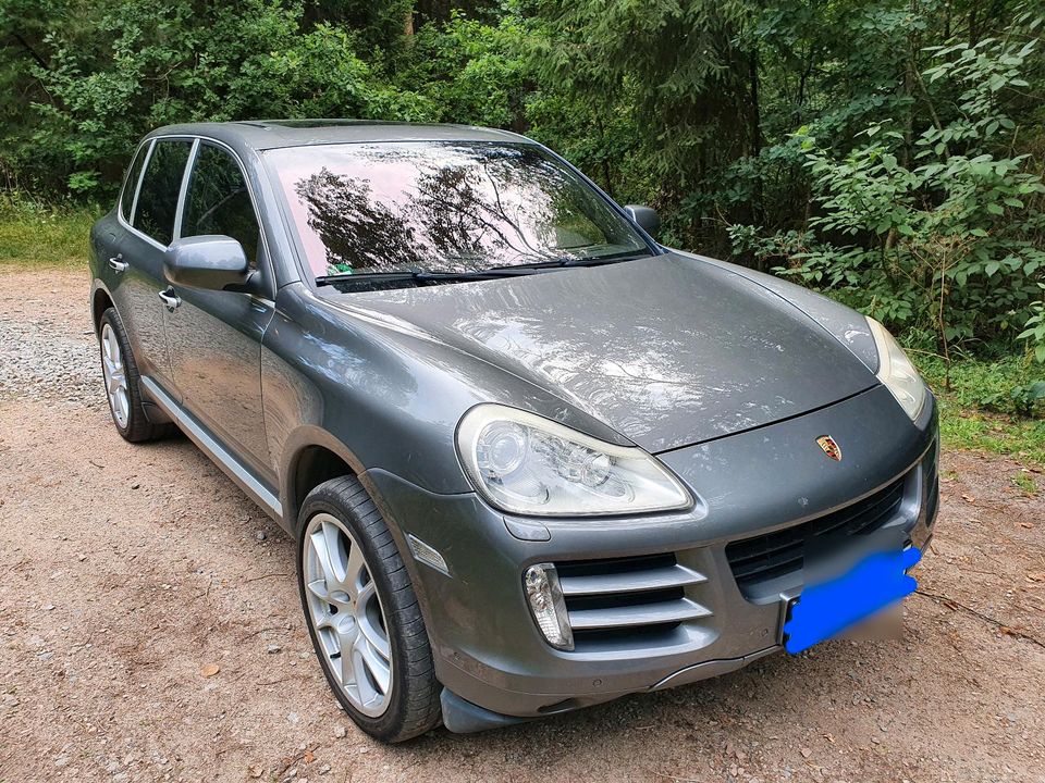 Porsche Cayenne S 4.8L V8 in Roding