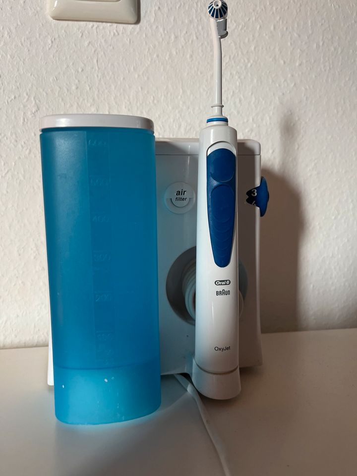 Oral B Oxyjet Munddusche in Aschaffenburg