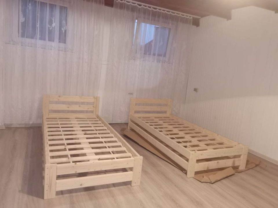 200x200 cm Neue Holzbett Massivholz inklusive Lattenrost Bett in Schweitenkirchen
