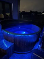 Acryleinsatz Badezuber Badefass Hot tub Außenofen / Whirlpool Mitte - Wedding Vorschau