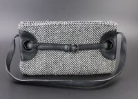 Furla Tasche Mini Handtasche schwarz weiß Leder silber Damen Duisburg - Duisburg-Mitte Vorschau