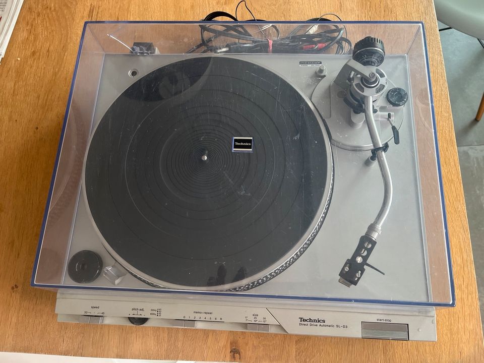 Technics SL-D3 Plattenspieler in Wiesbaden