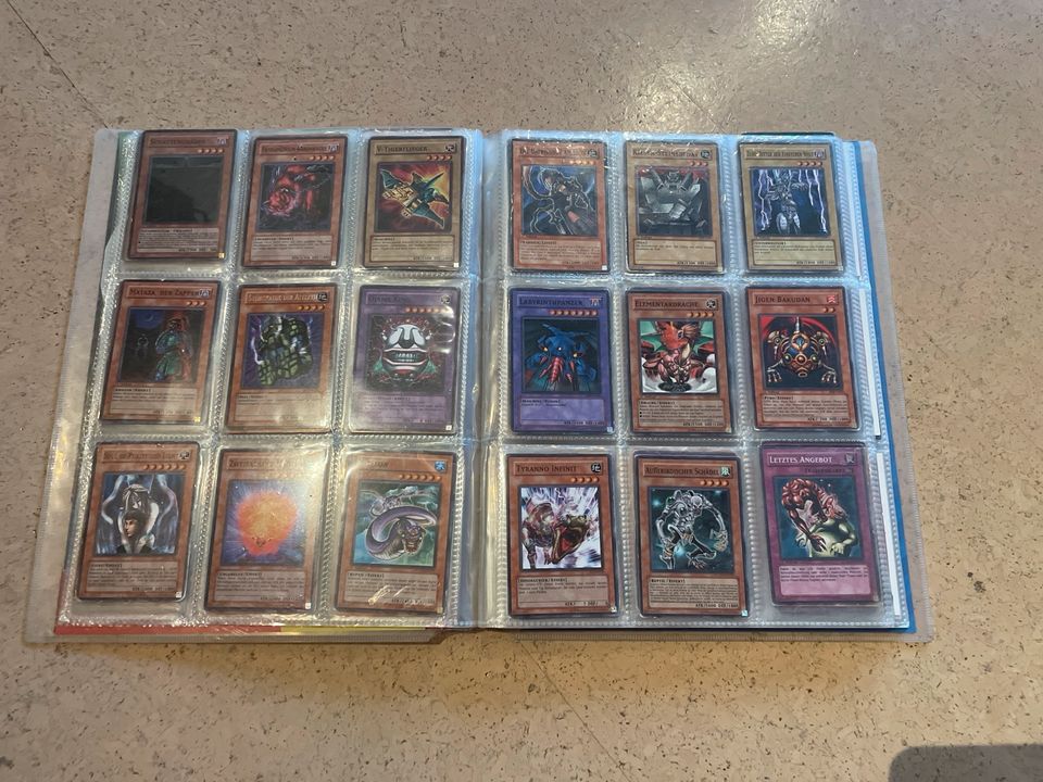 Diverse Yugioh Karten in Bad Laasphe