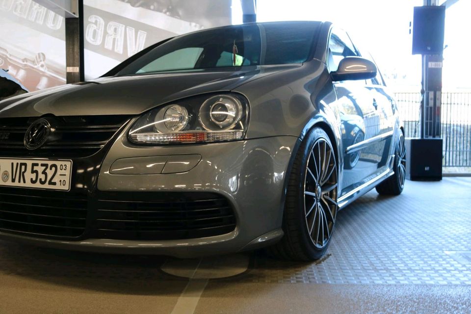 Golf 5 R32 in Selbitz