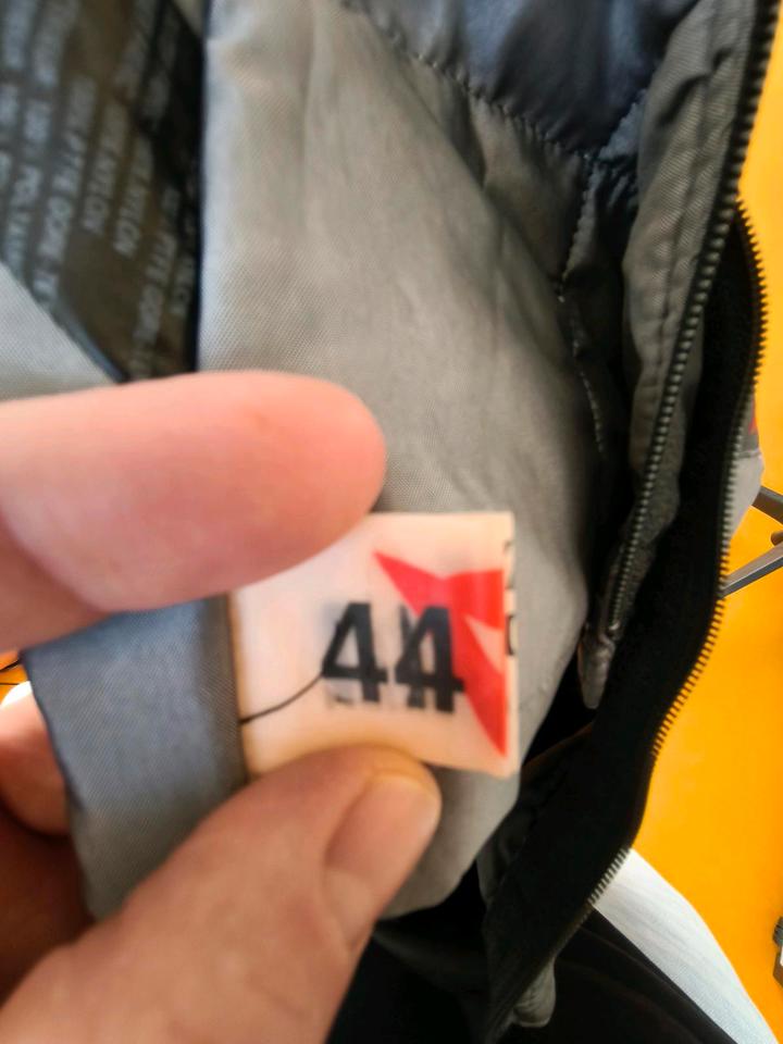 Dainese Ducati Mecanica Bologna Jacke + Hose + Unterh +Protektore in München