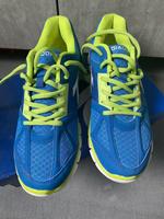 Diadora Fußballschuhe blau neon Größe 43 Berlin - Biesdorf Vorschau
