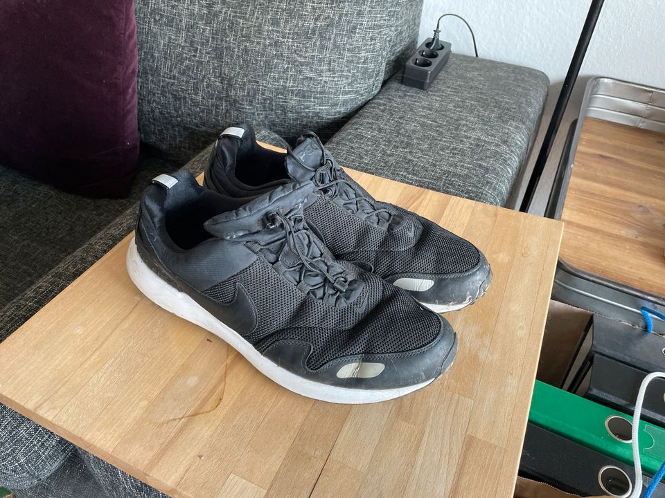 Nike Air Schuhe / Sneaker - Größe 48,5 in Niedernhausen