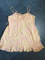 Süßes Kleid Asos Gr.42 Nordrhein-Westfalen - Hürth Vorschau