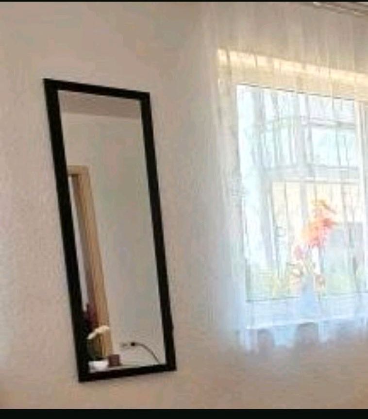 Spiegel mit Rahmen in Stadtallendorf