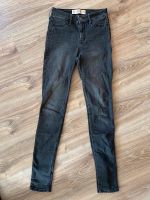 Jeans # super skinny # grau/schwarz # Größe 24/31 # Hollister Sachsen - Zittau Vorschau