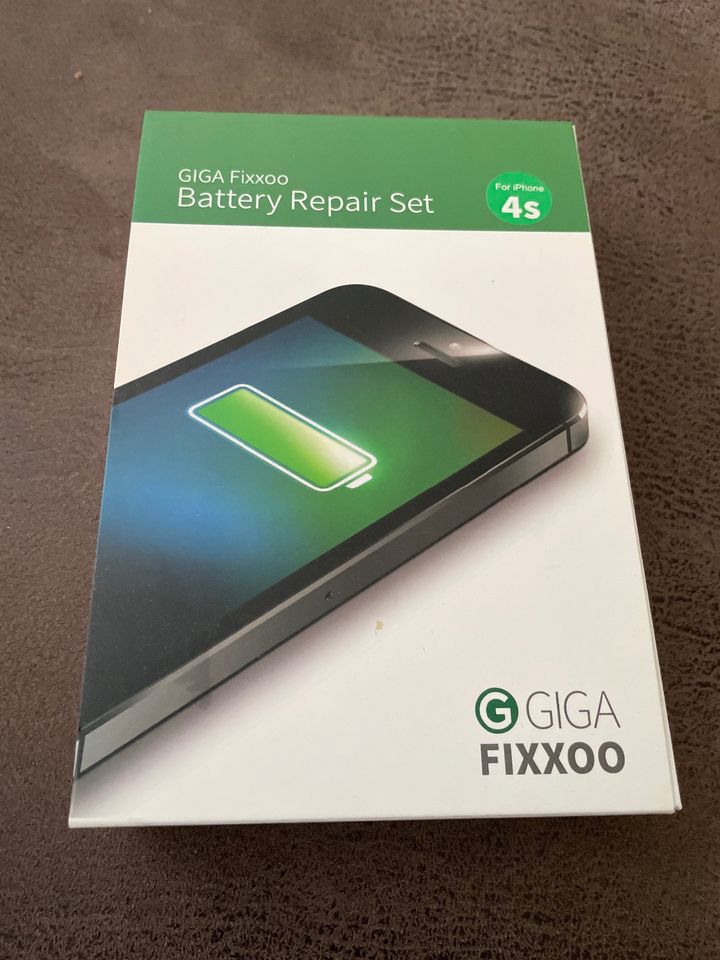 Giga Fixxoo Battery Repair Set  für Ein IPhone 4S in Düsseldorf