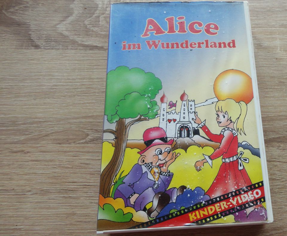 Kinder VHS Alice im Wunderland in Bischofswerda