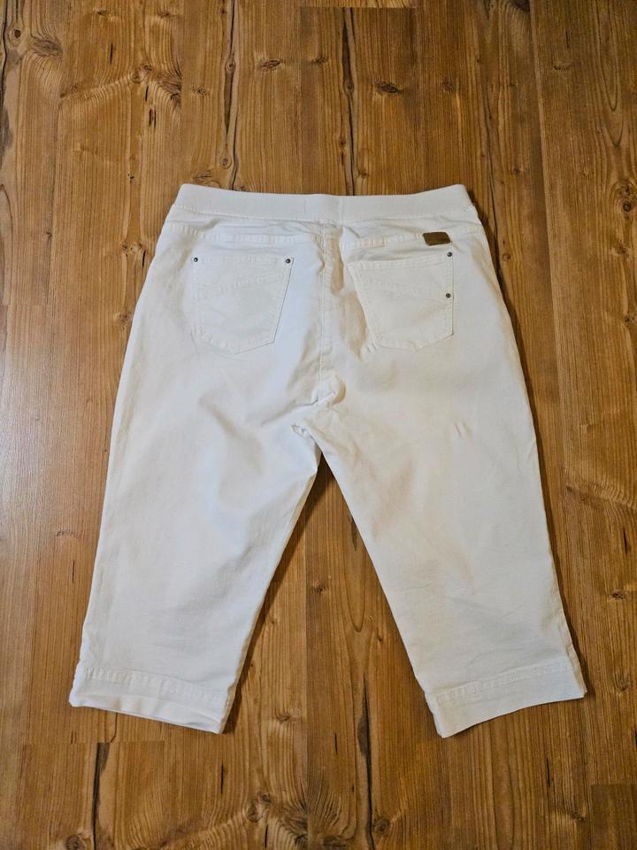 Raphaela by Brax Comfort Plus 3/4 Hose Gr. 48 weiß in Hamburg