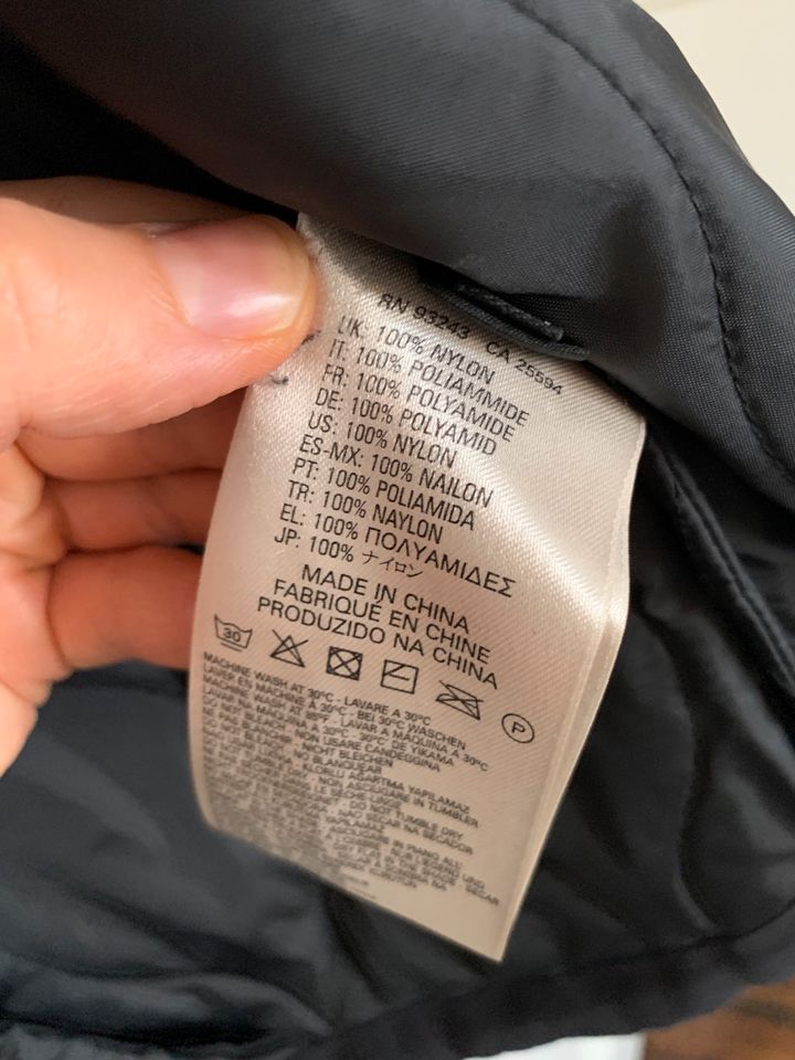 Diesel leichte Daunenjacke Parka Gr. L schwarz wie NEU! in Hamburg