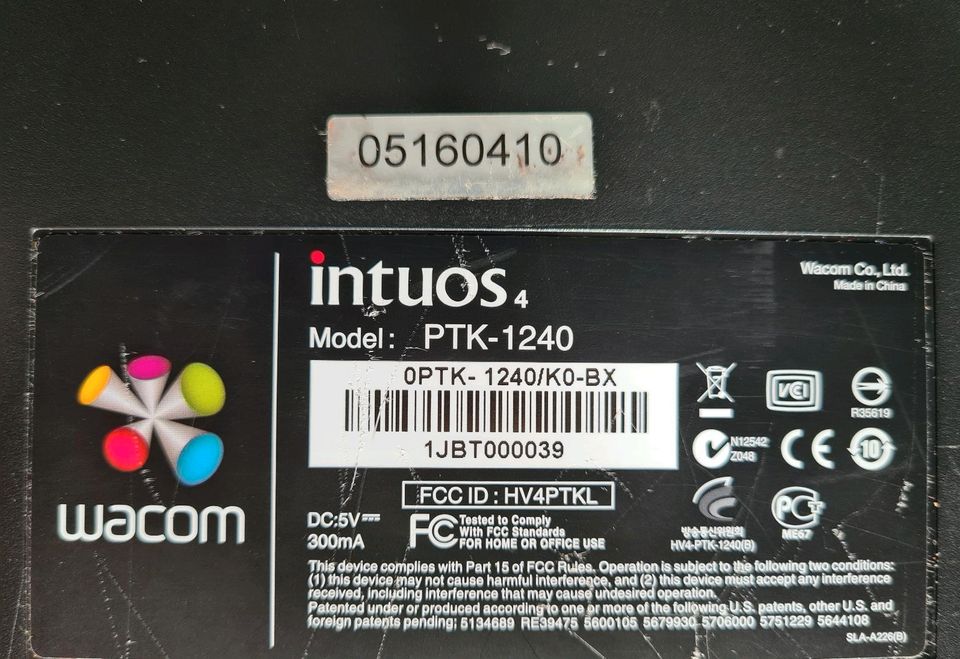 Wacom Intuos PTK-1240 graphics tablet in Erkrath