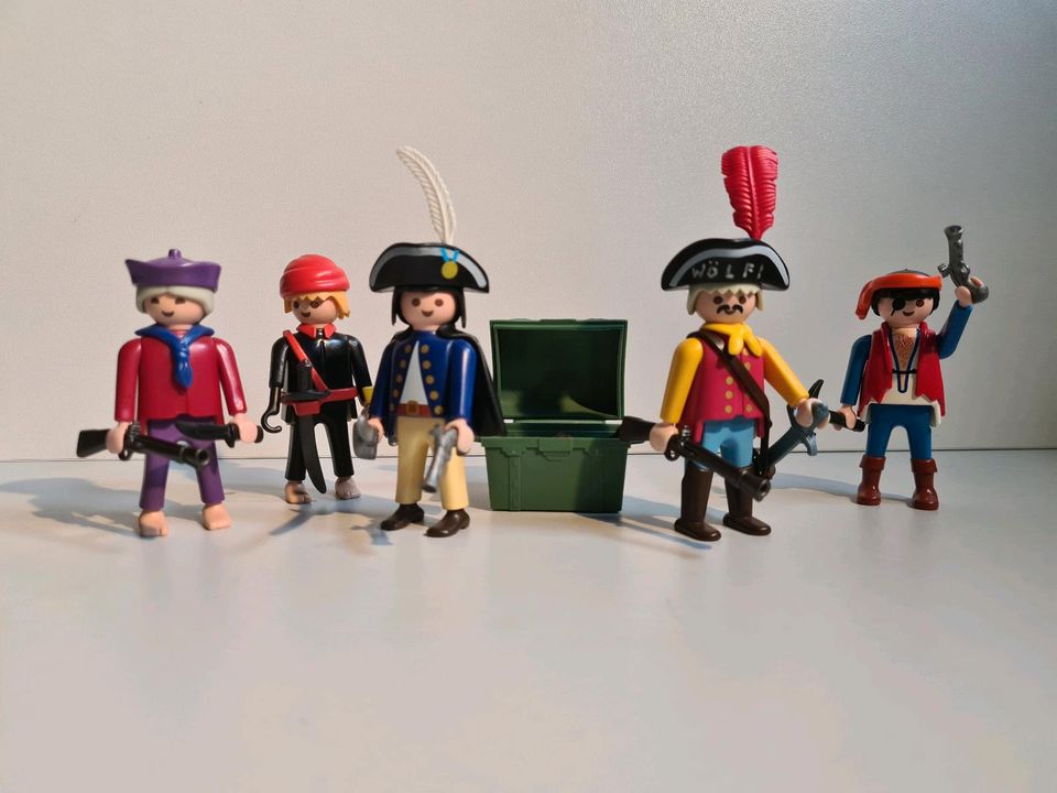 Playmobil Piraten Seeräuber Set mit Schatz in Traitsching