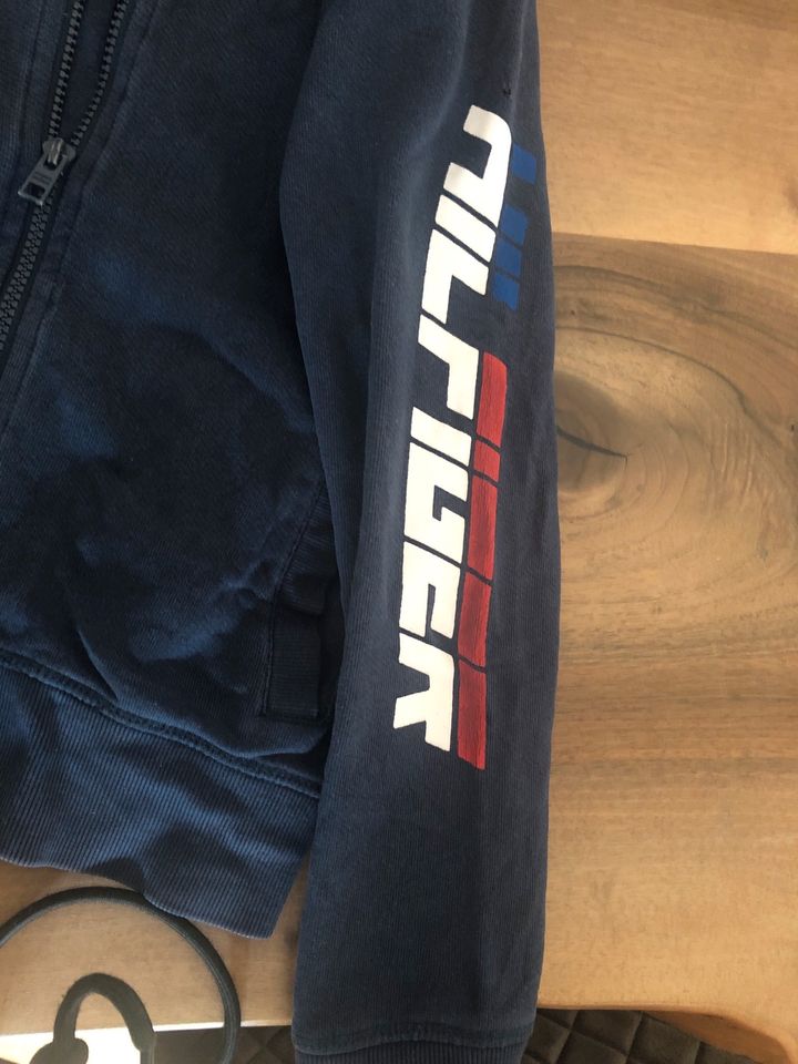 Weste Tommy Hilfiger Größe 140 in Untergriesbach