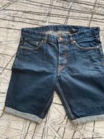 Kurze Jeans Hose Shorts H&M Gr 32 Nordrhein-Westfalen - Ahlen Vorschau