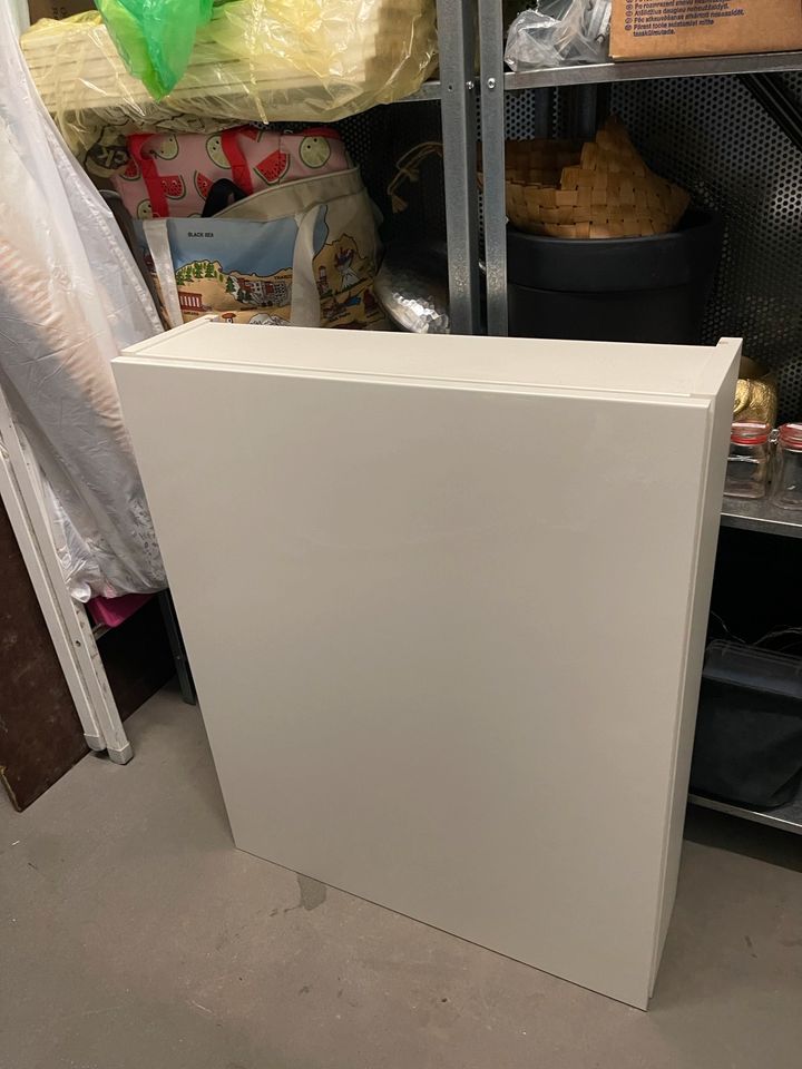 Ikea ENHET Wandschrank mit 2 Böden/Tür, weiß/Hochglanz in Kleve