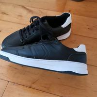 Neue Sneaker Herren 45 schwarz weiß vty Schuhe Bayern - Freidling a. Erlbach Vorschau