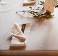 117 Stoffservietten weiß Leinenservietten Hochzeit Deko Baden-Württemberg - Jettingen Vorschau