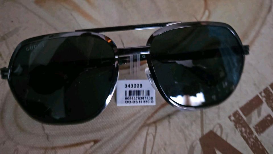 Sonnenbrille GUCCI NEU in Paderborn