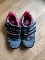 Sportschuhe Halbschuh Hallenschuhe adidas schwarz Gr 33 33 Dresden - Strehlen Vorschau