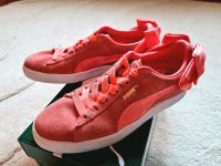 PUMA Sneaker, fast neu,  Suede Bow Wnˋs  Shell Pink Bayern - Hirschaid Vorschau