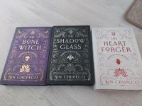 Fairyloot Illumicrate The Bone Witch Ring Chupeco Blumenthal - Farge Vorschau