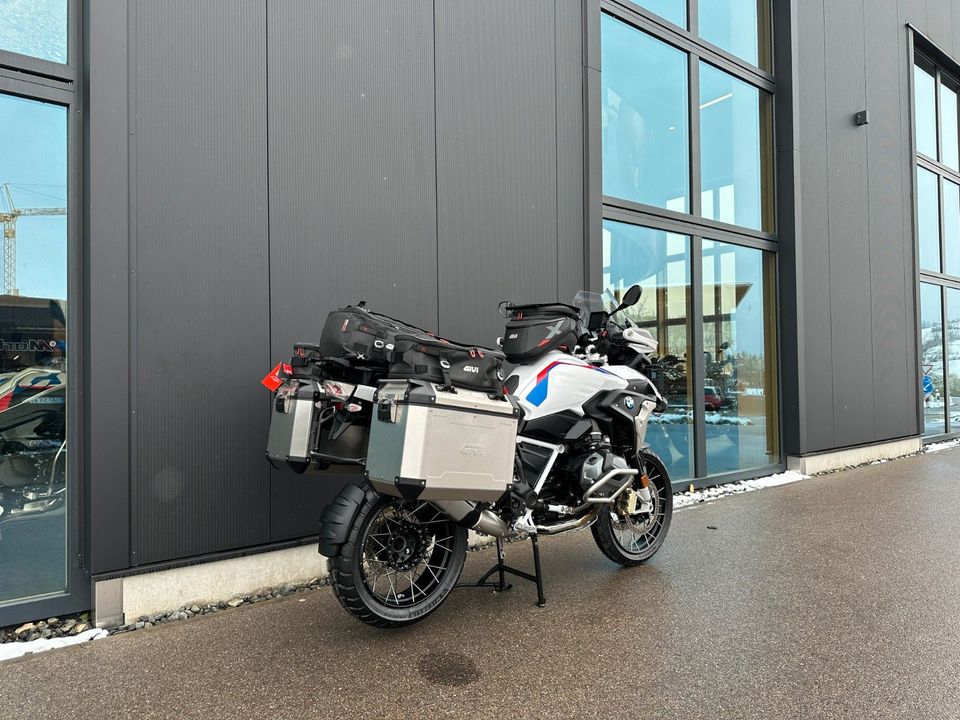 BMW R1250GS Vollausstattung GIVI Gepäcksystem in Oy-Mittelberg