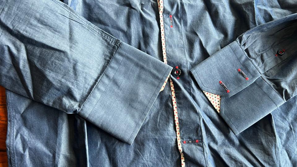 5 edle, italienische Herren Business Hemden von SOVRANO, Gr L 68 in Frickenhausen