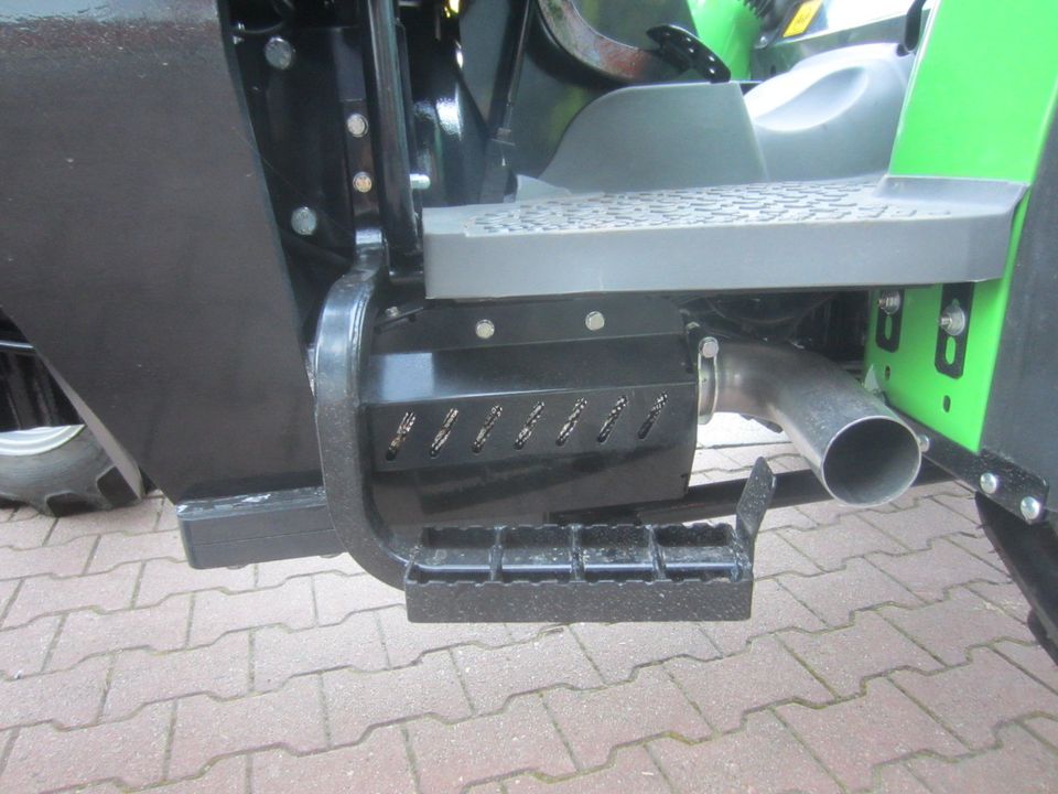 DEUTZ 5070 DF Keyline Frontlader Stoll 28-14P in Glashütte