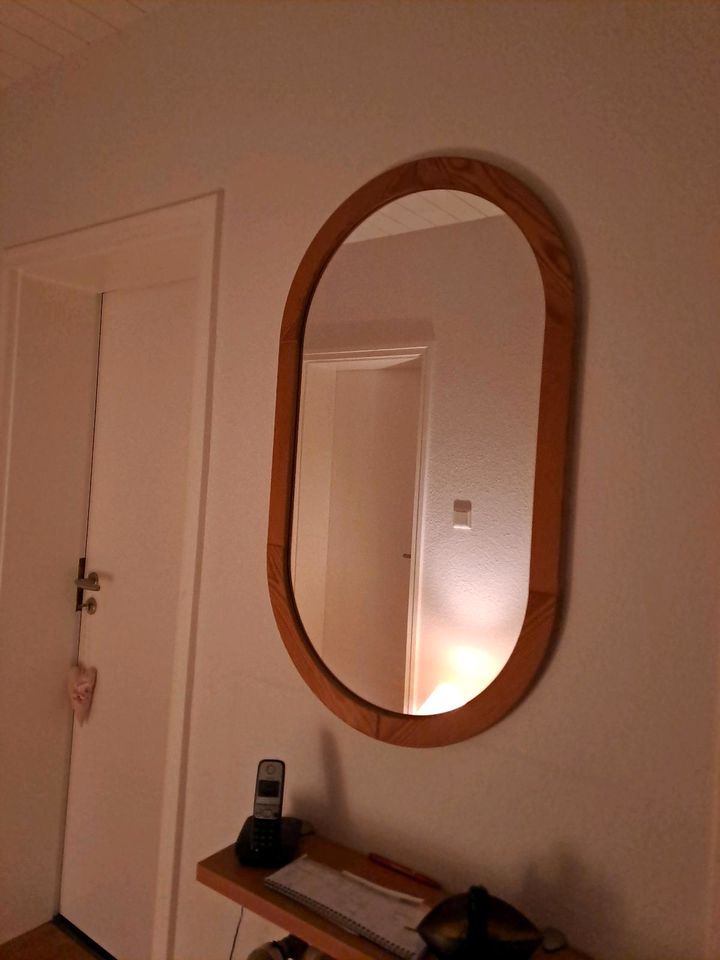 Spiegel 1m hoch 60cm breit in Herford