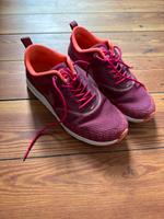 Nike Turnschuhe Air Max Thea Größe 41 in Weinrot Kiel - Schreventeich-Hasseldieksdamm Vorschau